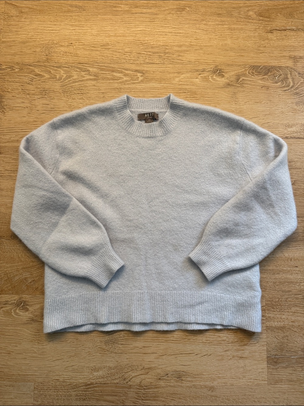 American Eagle Outfitters Light Blue Crewneck Sweater